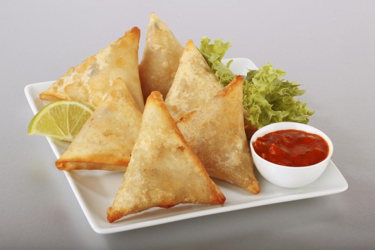 Shivdev International Near Railway Station Hotel New Delhi