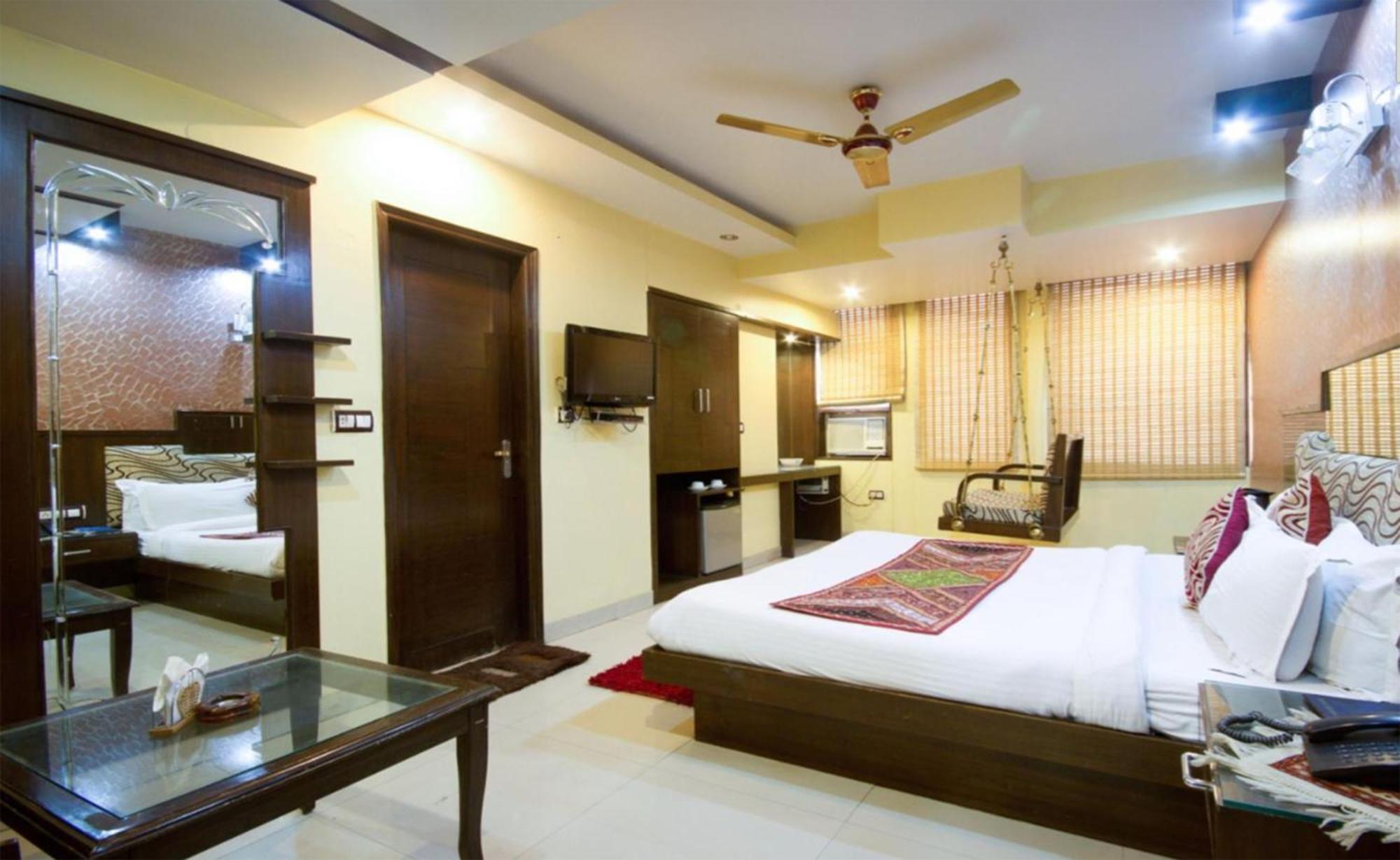 Shivdev International Near Railway Station New Delhi