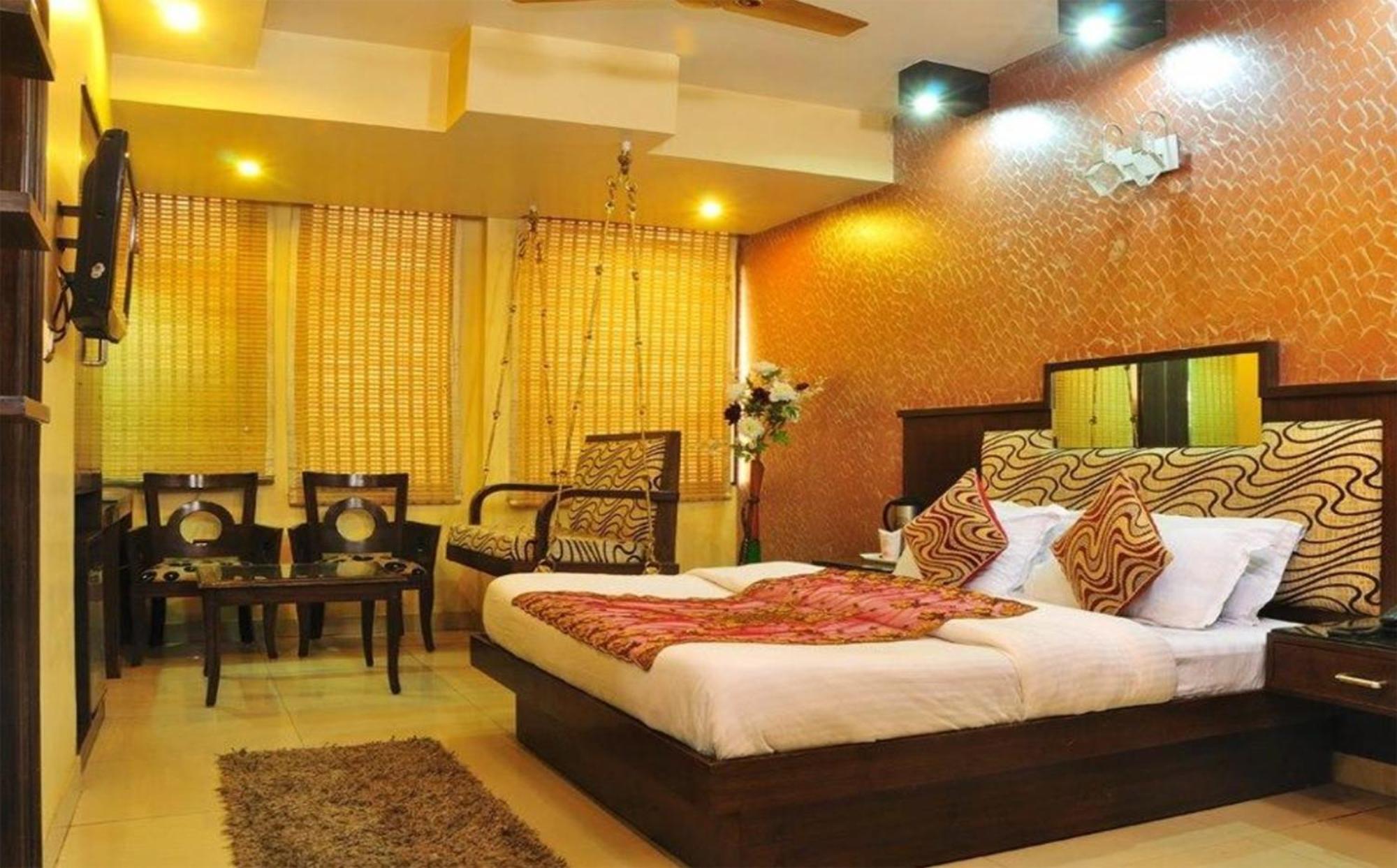 Shivdev International Near Railway Station 3*