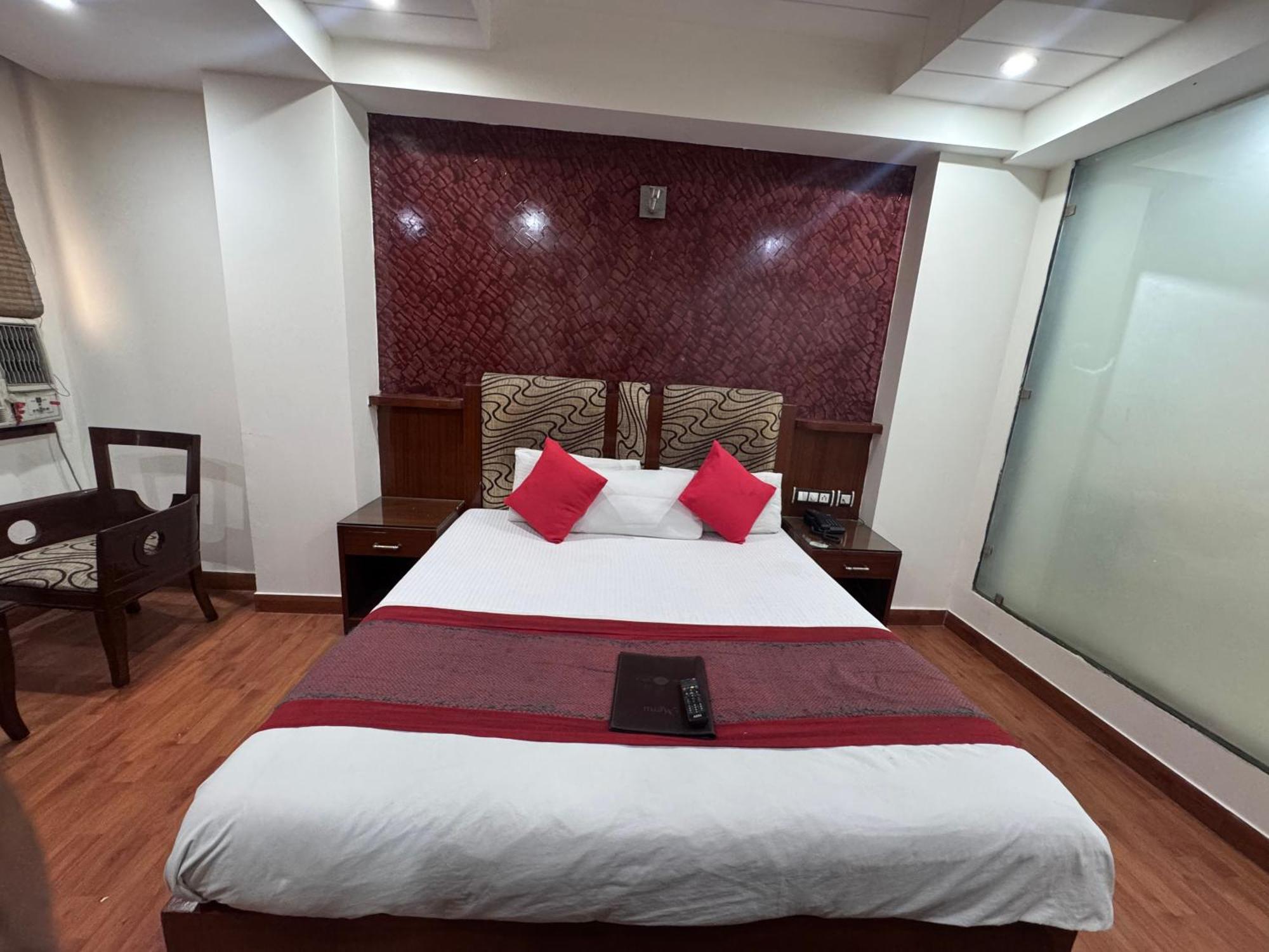 Shivdev International Near Railway Station 3*
